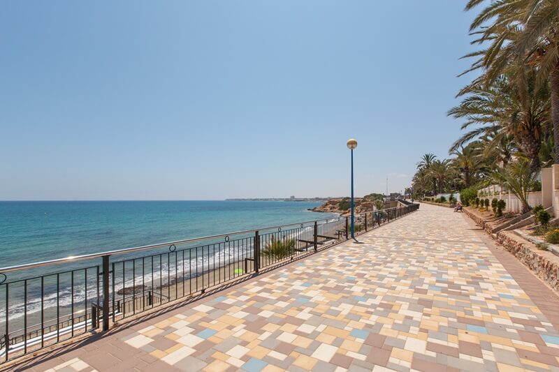 Promenade - Punta Prima